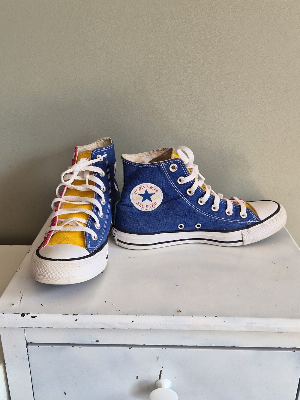 Converse Chuck Taylor All Star High Top Sneakers - Blue & Yellow Size 8